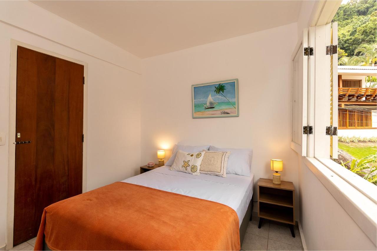 Casa Amarela Bed and Breakfast Angra dos Reis Eksteriør billede