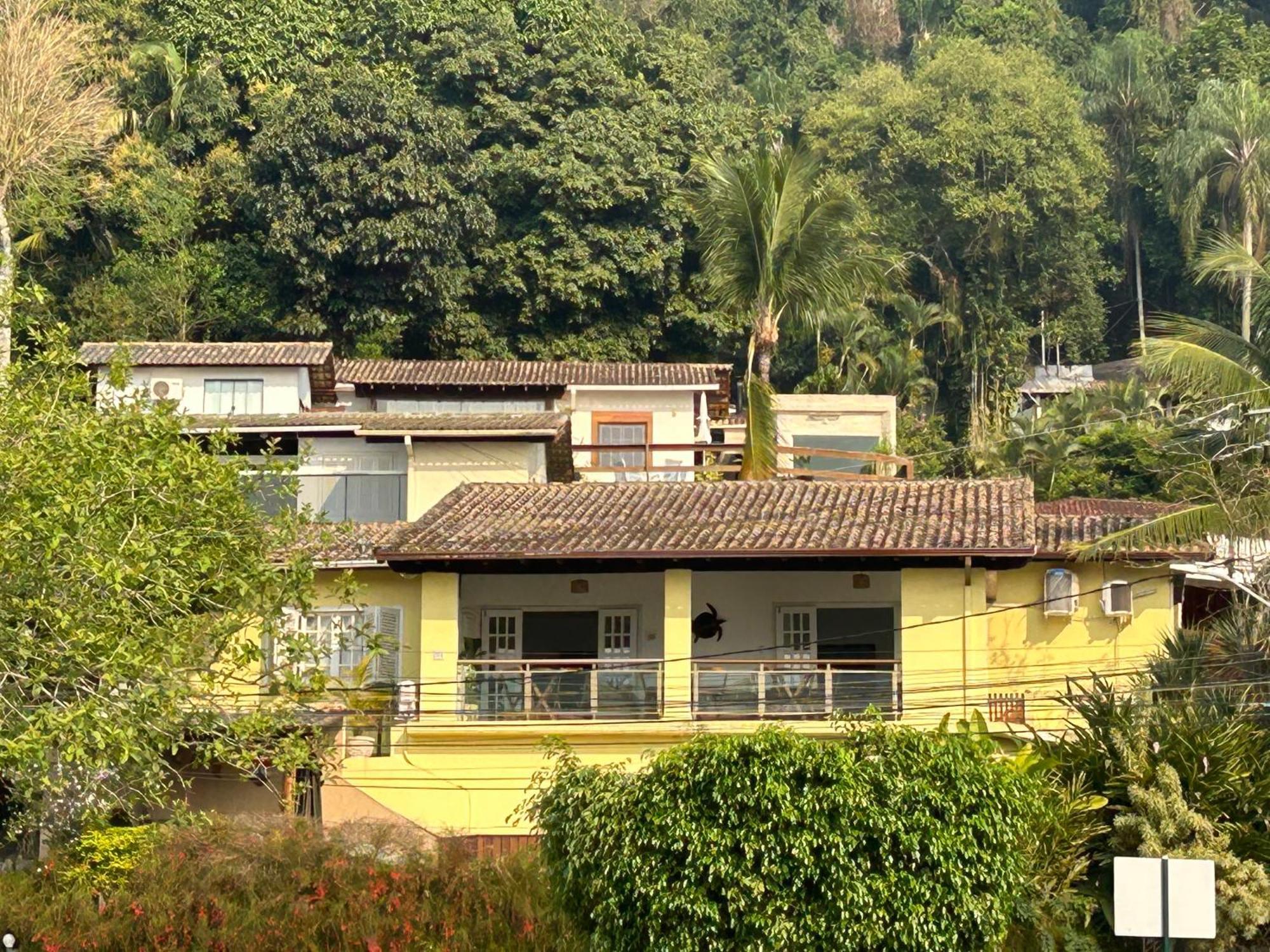 Casa Amarela Bed and Breakfast Angra dos Reis Eksteriør billede