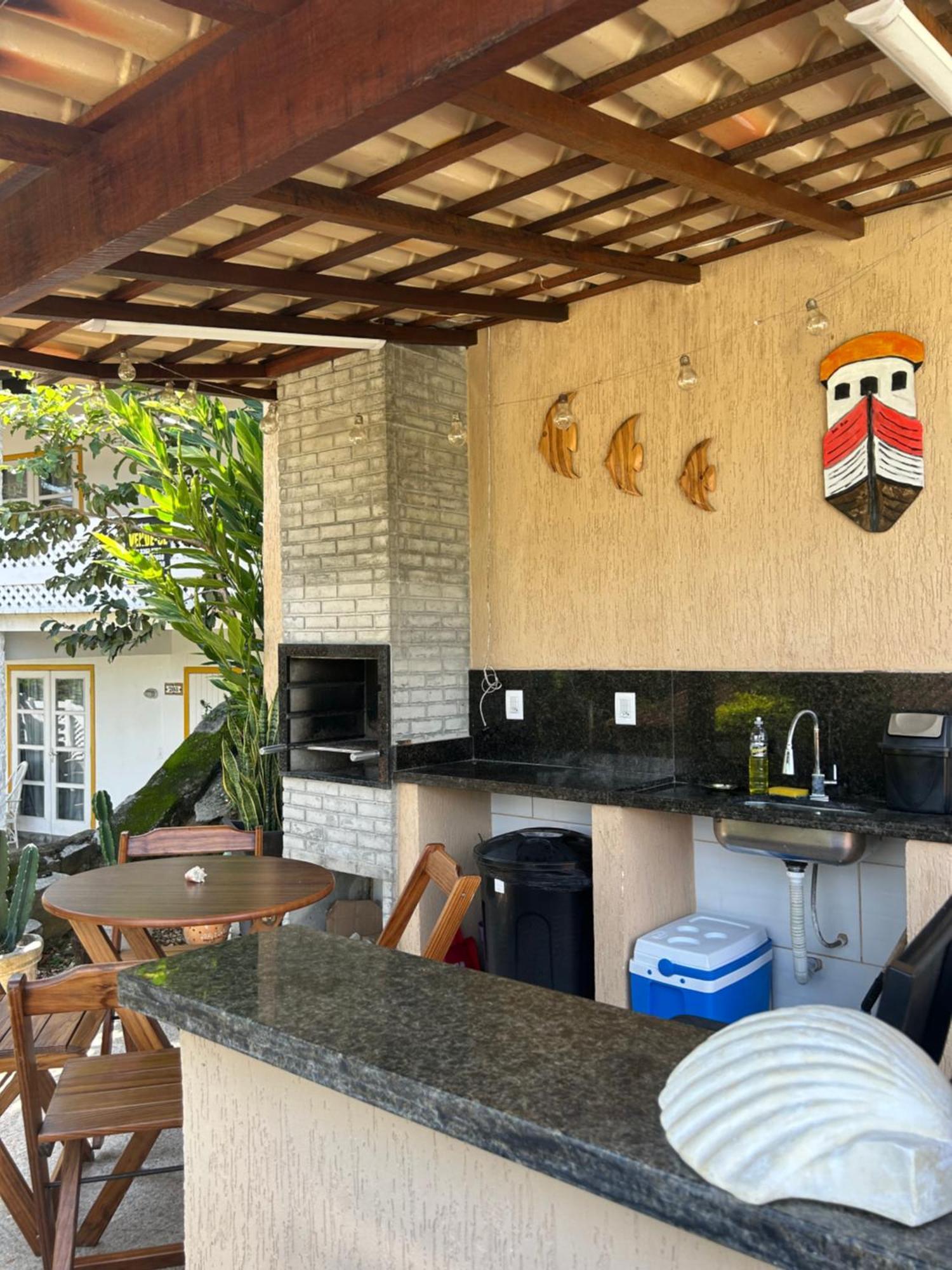 Casa Amarela Bed and Breakfast Angra dos Reis Eksteriør billede